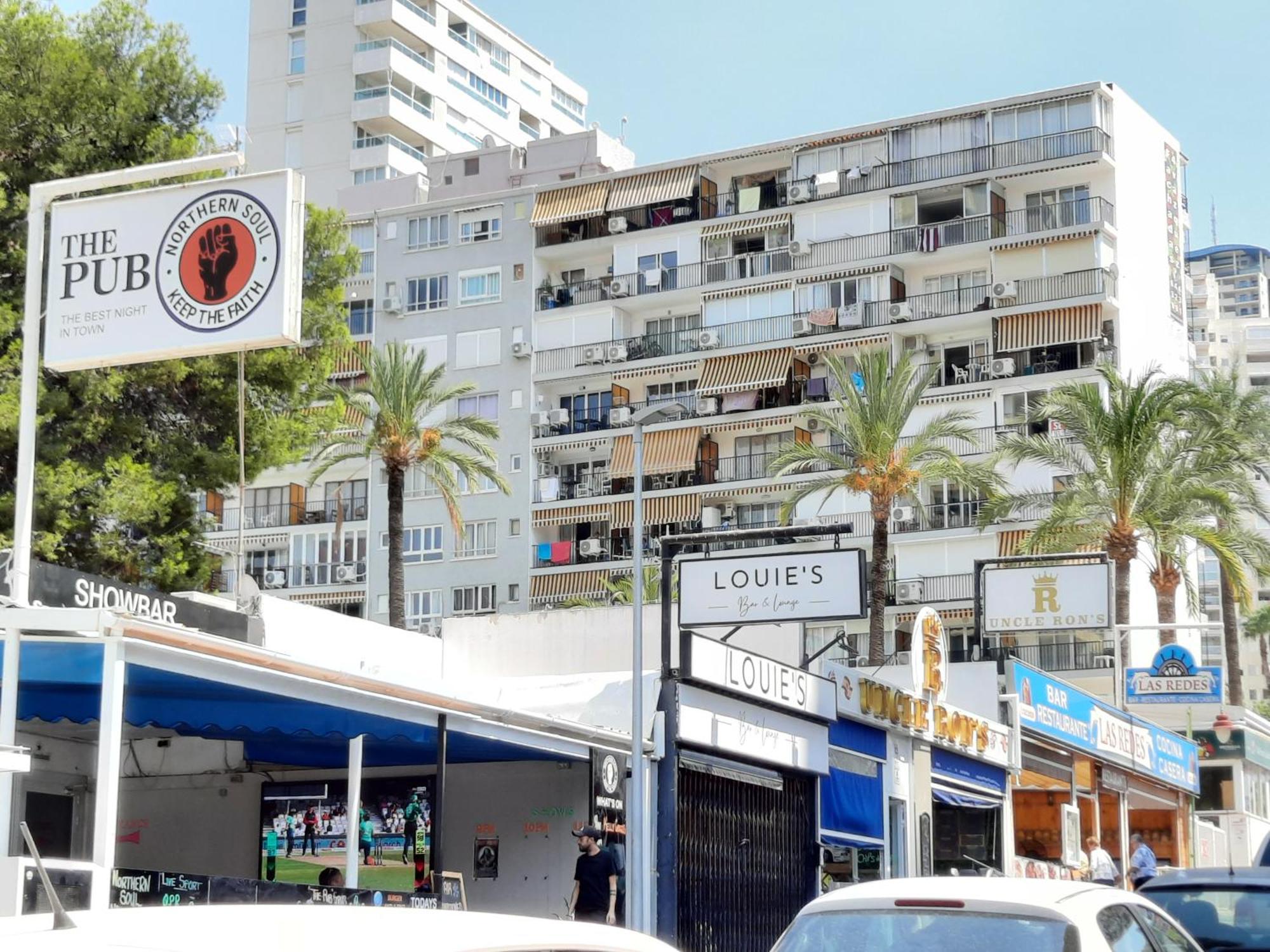 Happy Loix Apartamento Wifi Aa Benidorm Exterior photo